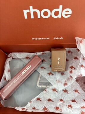 TRADE for Gemini pocket blush - Rhode